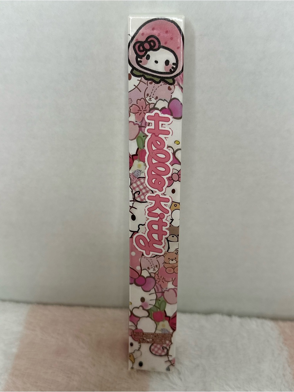 Hello Kitty Pink perfume - Picture 2 of 3